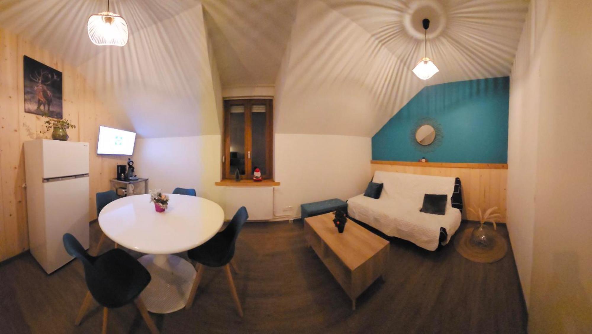 Gite Eglantine 2 A 6 Personnes Avec Spa Et Salle De Jeux Dans La Residence Ventron Bagian luar foto