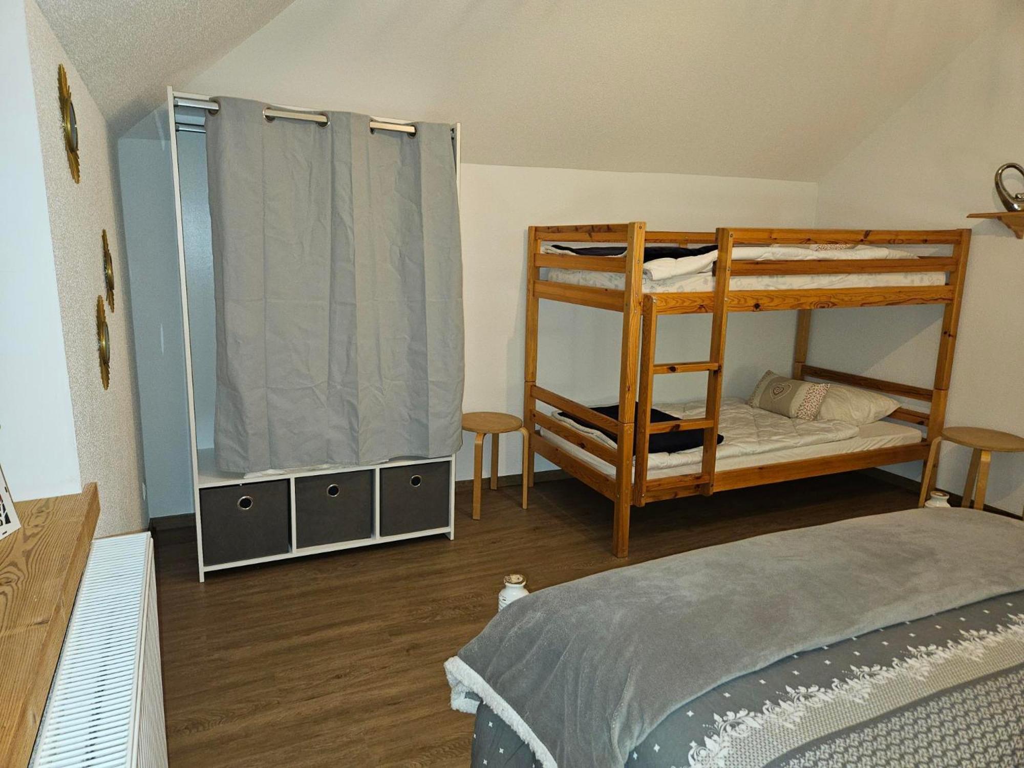 Gite Eglantine 2 A 6 Personnes Avec Spa Et Salle De Jeux Dans La Residence Ventron Bagian luar foto
