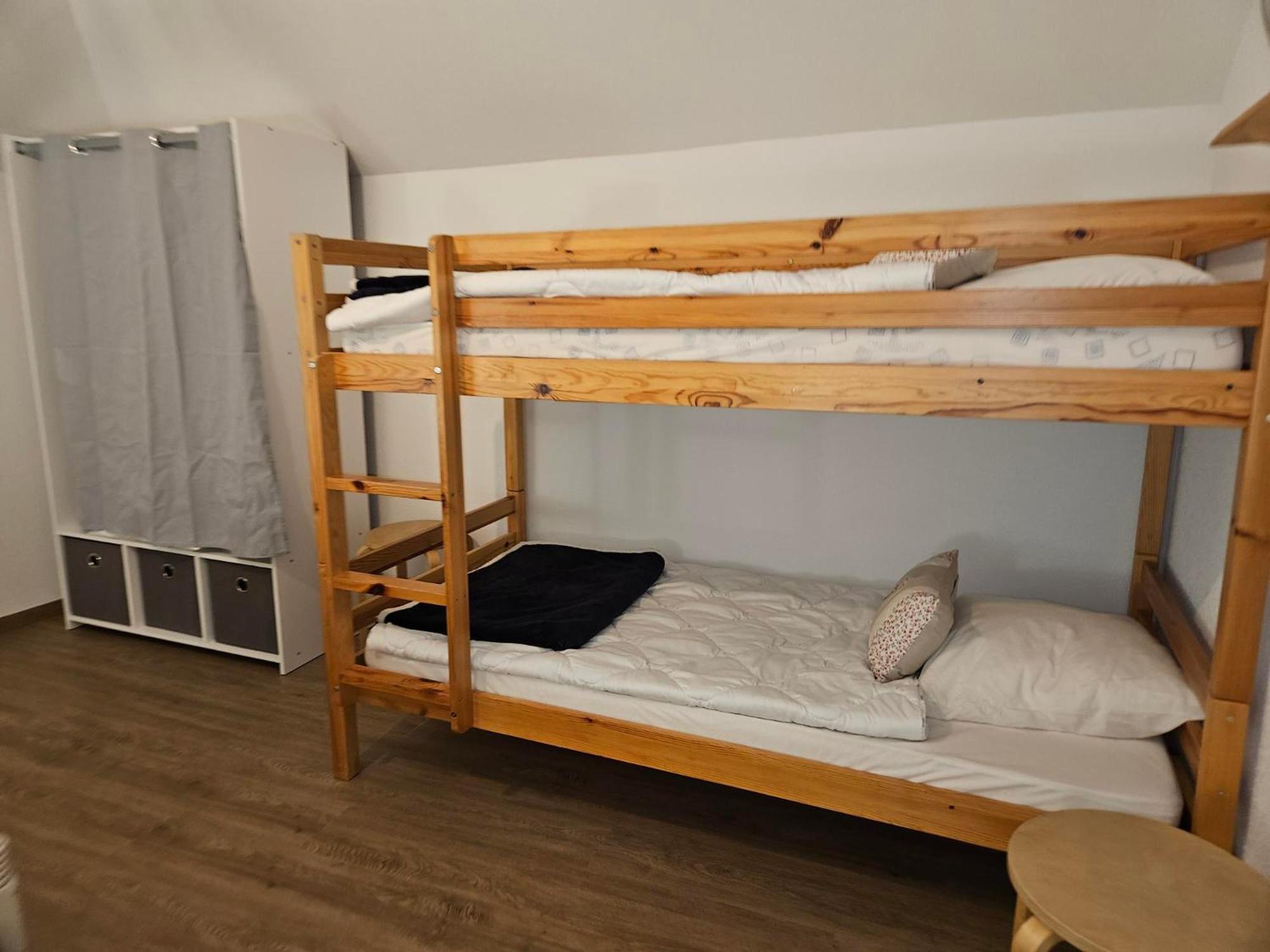 Gite Eglantine 2 A 6 Personnes Avec Spa Et Salle De Jeux Dans La Residence Ventron Bagian luar foto